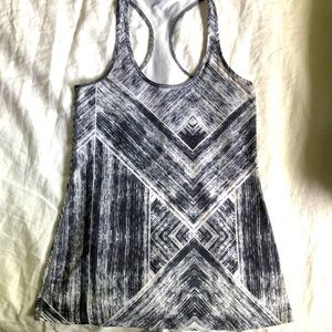 Lululemon printed tank